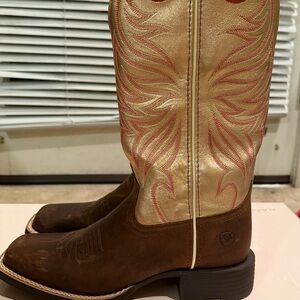 Ariat Brown and Golden Pink Western Boots